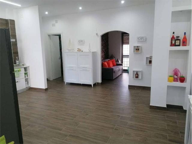 Villa Indipendente in vendita a Torre di Pescopagano, Castel Volturno