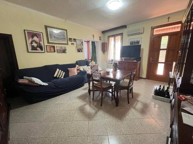 Villa Indipendente in vendita a Castelbelforte, Mantova
