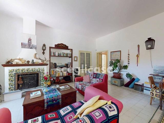 Villa Indipendente in vendita a Castelbuono, Sicilia