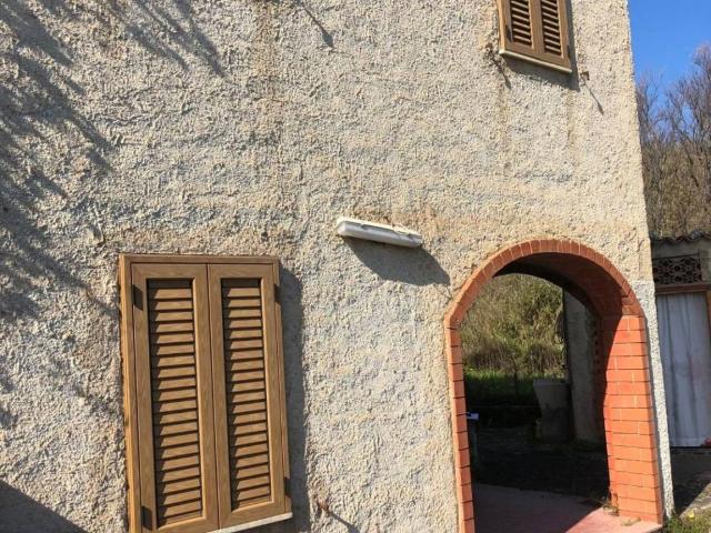 Villa Indipendente in vendita a Castelbuono, Sicilia