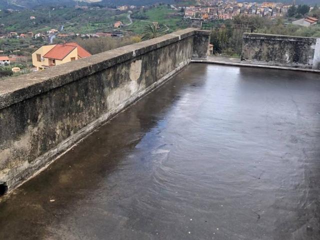 Villa Indipendente in vendita a Castelbuono, Sicilia