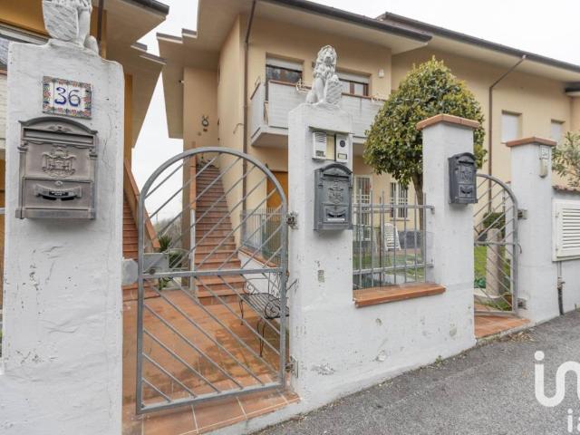 Villa Indipendente in vendita a Figuretta, Marche