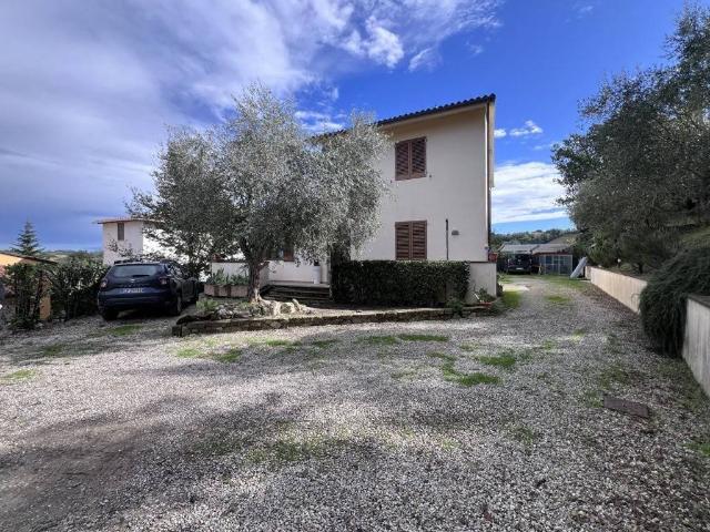 Villa Indipendente in vendita a Unione dei Comuni Circondario dell'Empolese Valdelsa, Castelfiorentino