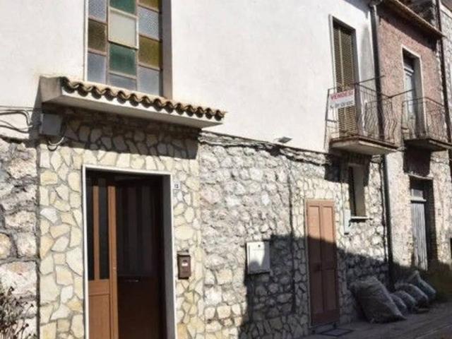 Villa Indipendente in vendita a Castelforte, Lazio