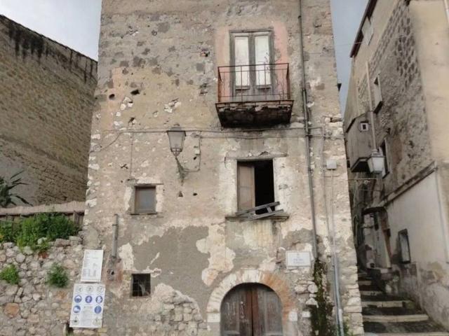 Villa Indipendente in vendita a Castelforte, Lazio