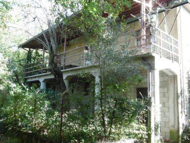 Villa Indipendente in vendita a Castelfranci, Campania