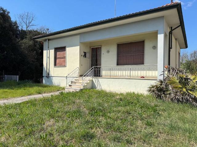 Villa Indipendente in vendita a Unione dei Comuni Circondario dell'Empolese Valdelsa, Castelfranco Di Sotto