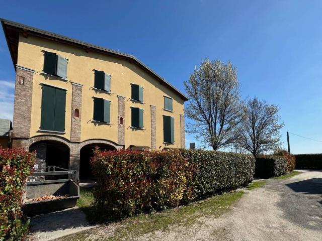 Villa Indipendente in vendita a Unione dei comuni del Sorbara, Castelfranco Emilia