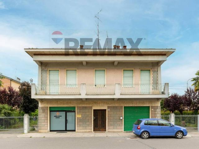 Villa Indipendente in vendita a Unione dei comuni del Sorbara, Castelfranco Emilia