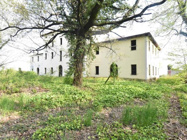 Villa Indipendente in vendita a Unione dei comuni del Sorbara, Castelfranco Emilia