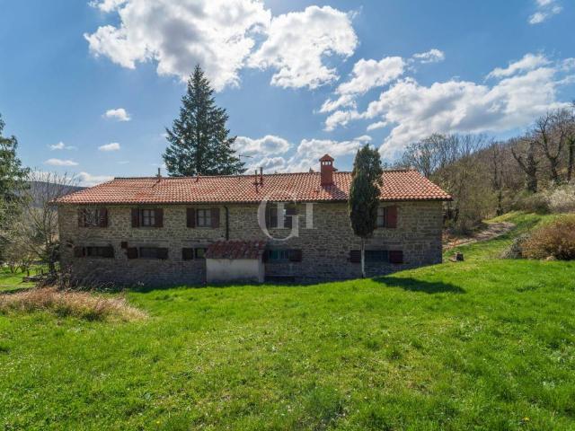 Villa Indipendente in vendita a Pian di Scò, Castelfranco Piandiscò