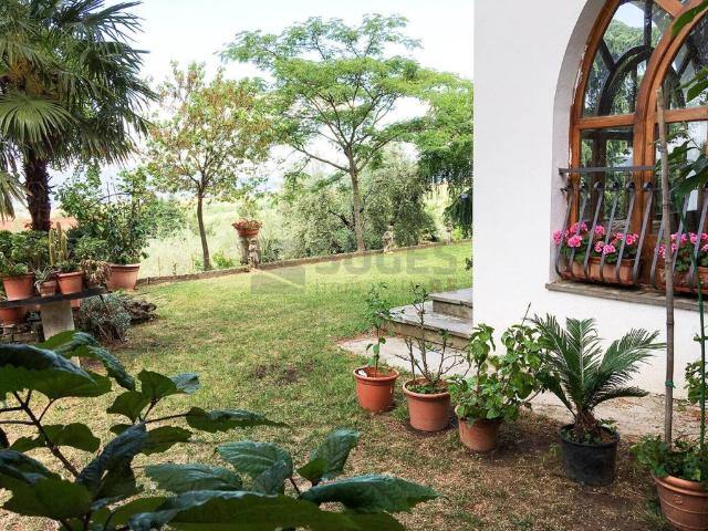 Villa Indipendente in vendita a Castelfranco Piandiscò, Toscana
