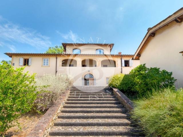 Villa Indipendente in vendita a Castelfranco Piandiscò, Arezzo