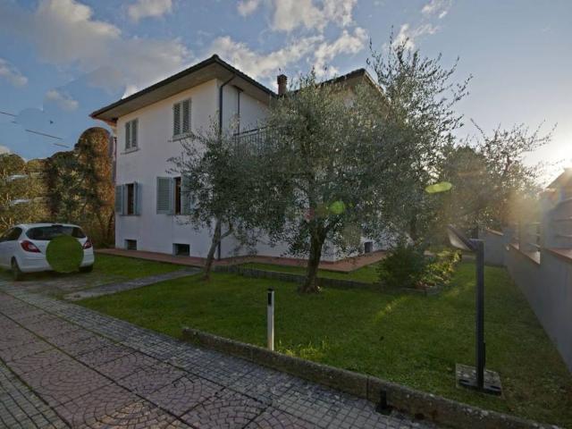 Villa Indipendente in vendita a Castelfranco Piandiscò, Toscana