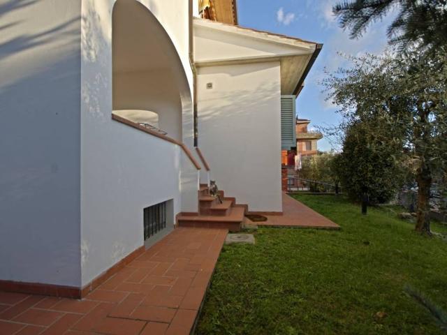Villa Indipendente in vendita a Castelfranco Piandiscò, Toscana