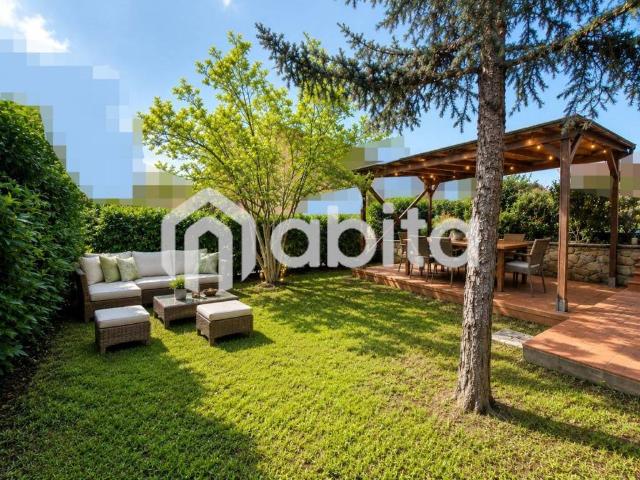 Villa Indipendente in vendita a Castelfranco Piandiscò, Toscana