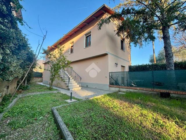 Villa Indipendente in vendita a Castelfranco Piandiscò, Toscana