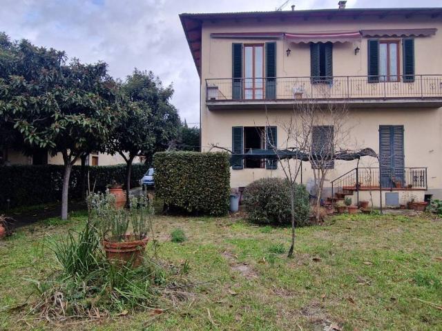 Villa Indipendente in vendita a Castelfranco Piandiscò, Toscana