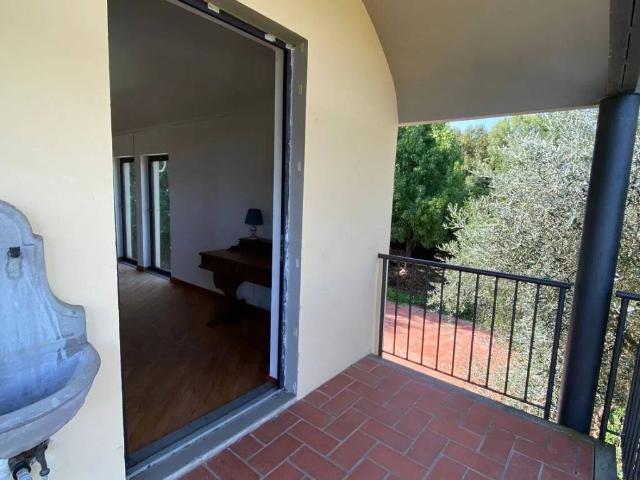 Villa Indipendente in vendita a Castelfranco Piandiscò, Toscana
