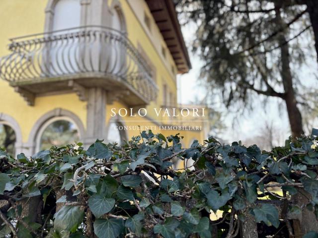 Villa Indipendente in vendita a Castelfranco Veneto, Veneto