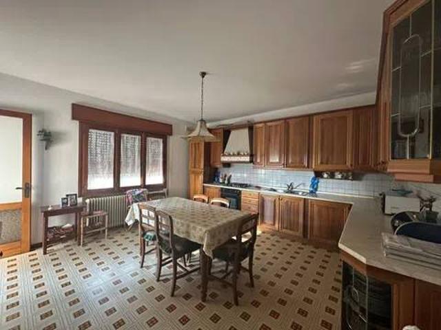 Villa Indipendente in vendita a Castelfranco Veneto, Veneto