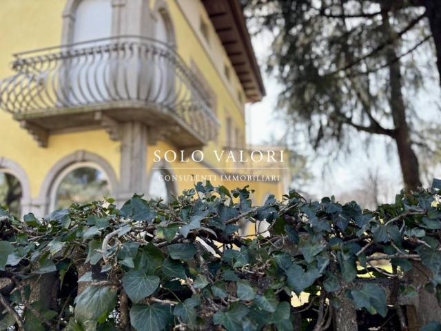 Villa Indipendente in vendita a Castelfranco Veneto, Veneto