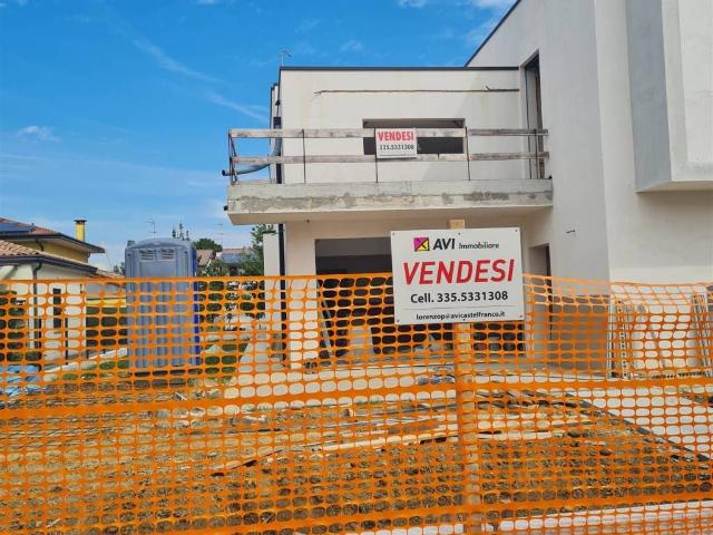 Villa Indipendente in vendita a Castelfranco Veneto, Veneto