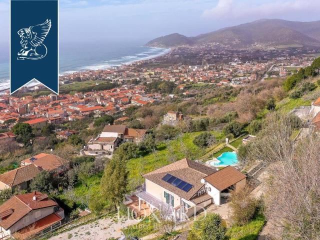 Villa Indipendente in vendita a Castellabate