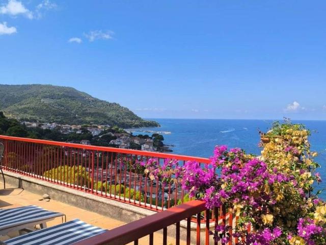 Villa Indipendente in vendita a Località Caprarizzo, Castellabate