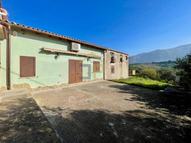 Villa Indipendente in vendita a Castellammare Del Golfo, Sicilia