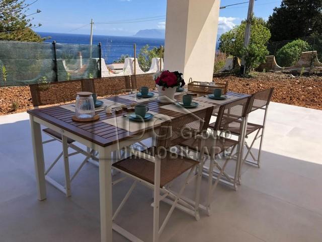 Villa Indipendente in vendita a Alcamo, Sicilia