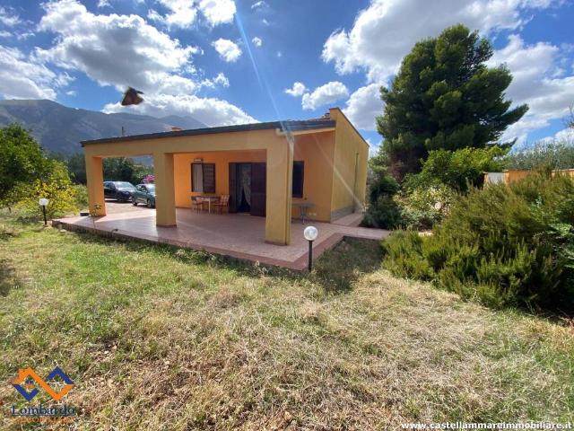 Villa Indipendente in vendita a Castellammare Del Golfo, Sicilia