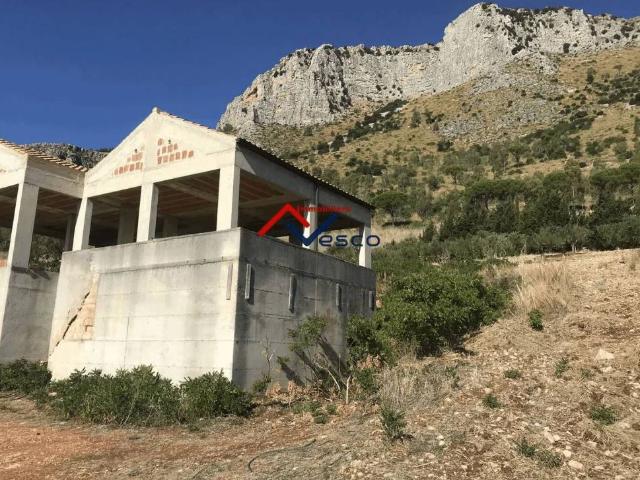 Villa Indipendente in vendita a Borgo Borruso, Castellammare Del Golfo