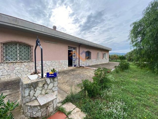 Villa Indipendente in vendita a Borgo Borruso, Castellammare Del Golfo