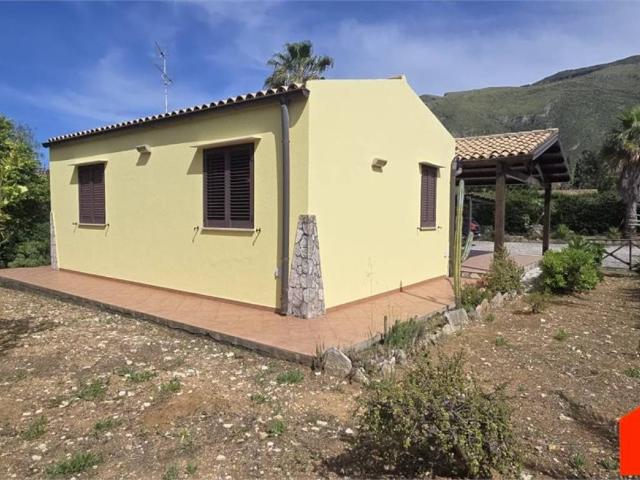 Villa Indipendente in vendita a Case Buffa, Castellammare Del Golfo