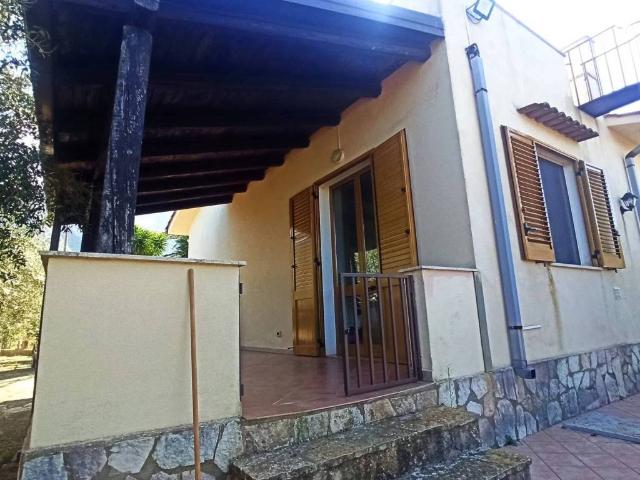 Villa Indipendente in vendita a Case Buffa, Castellammare Del Golfo
