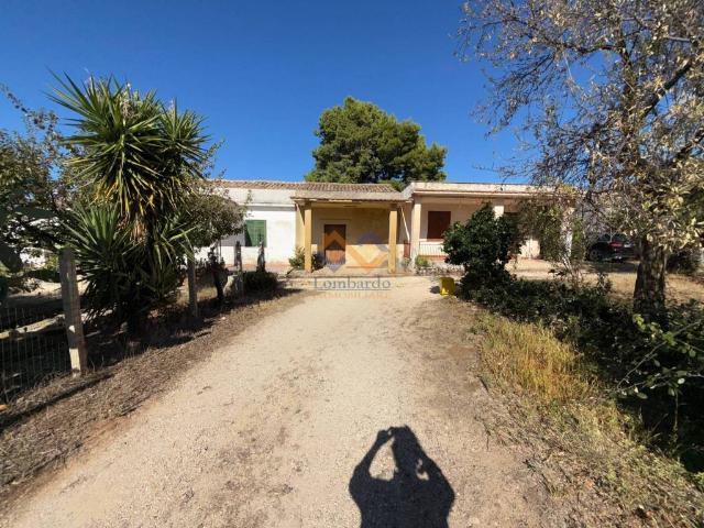 Villa Indipendente in vendita a Case Buffa, Castellammare Del Golfo