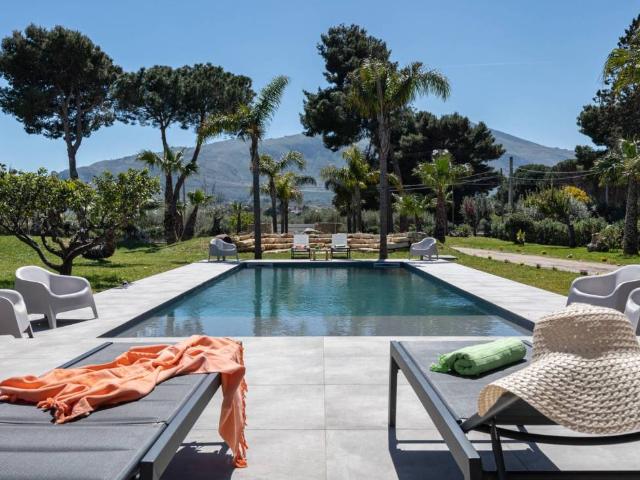 Villa Indipendente in vendita a Villaggio degli Ulivi, Castellammare Del Golfo