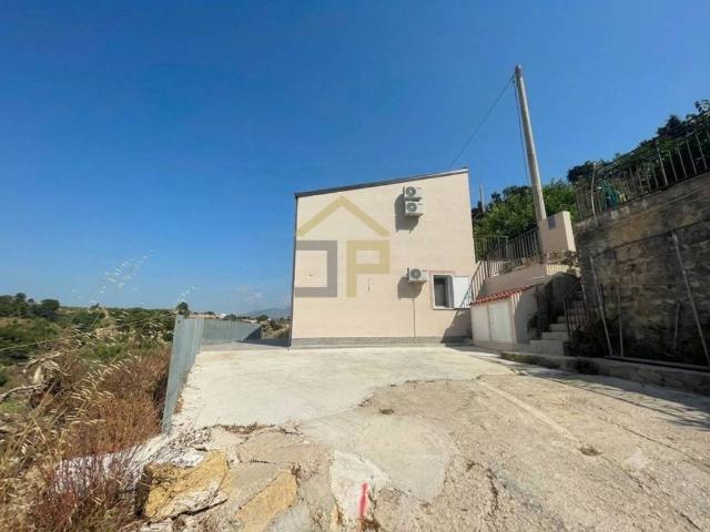 Villa Indipendente in vendita a Castellammare Del Golfo, Sicilia