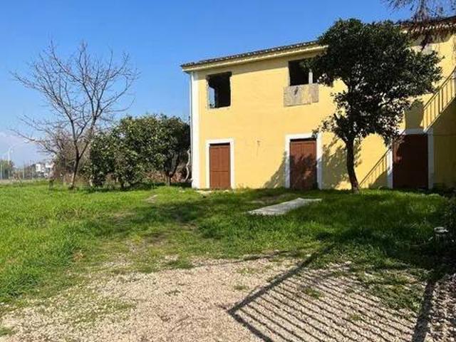 Villa Indipendente in vendita a Castellammare Di Stabia, Campania
