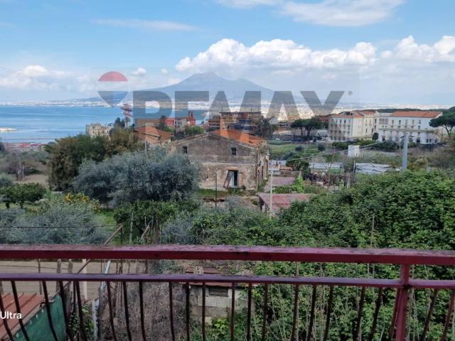 Villa Indipendente in vendita a Castellammare Di Stabia, Campania