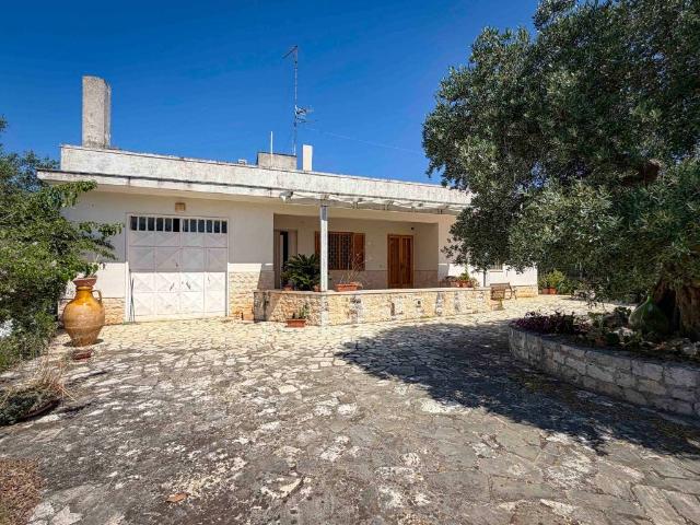 Villa Indipendente in vendita a Puglia, Bari