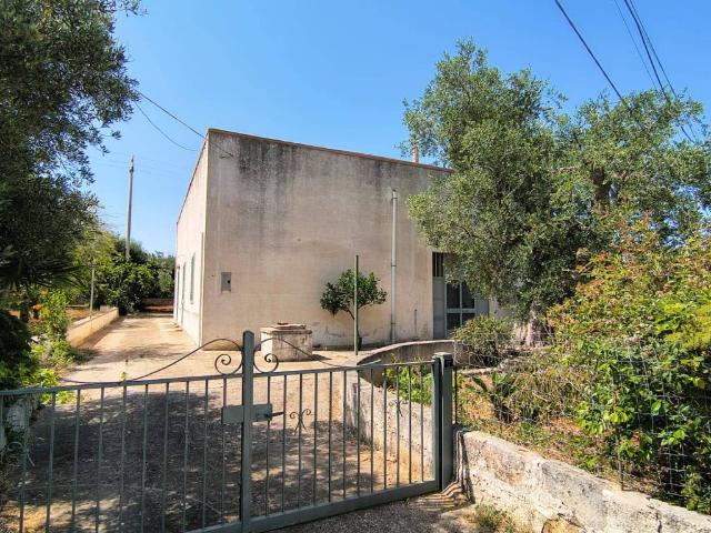 Villa Indipendente in vendita a Puglia, Bari