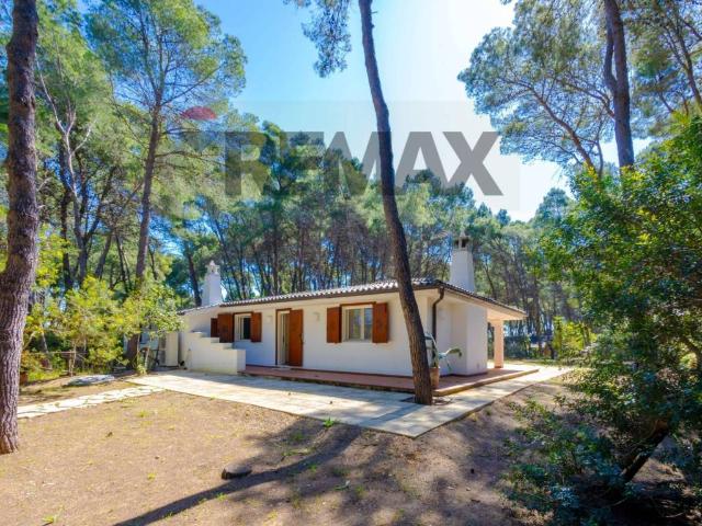 Villa Indipendente in vendita a Riva dei Tessali, Castellaneta