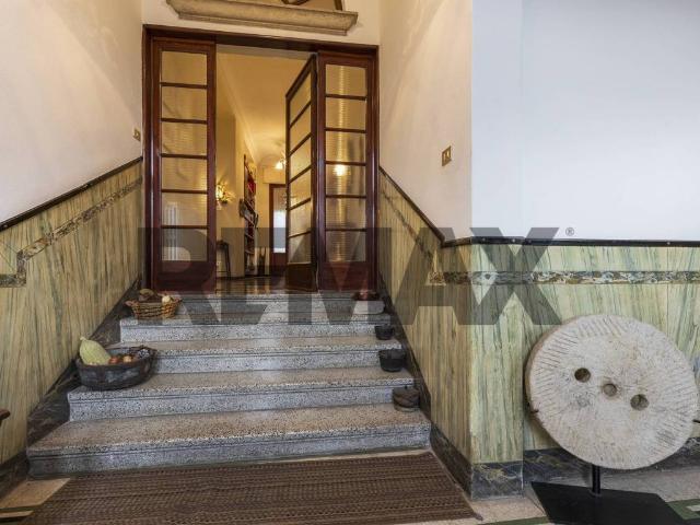 Villa Indipendente in vendita a Castegnate, Castellanza