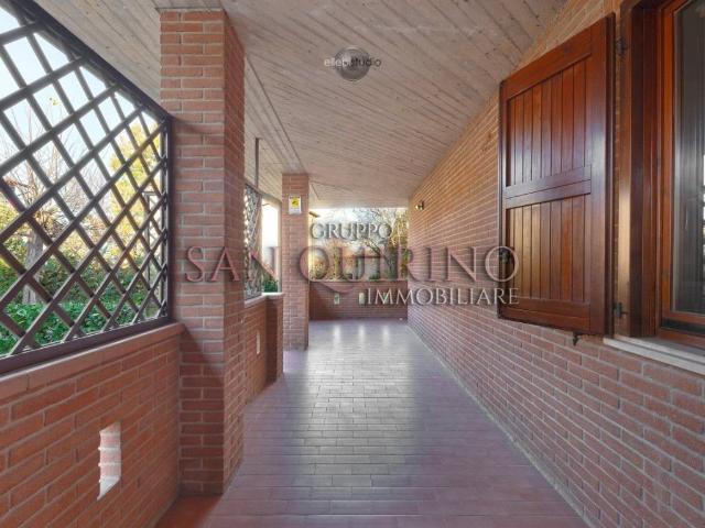 Villa Indipendente in vendita a Tresinaro - Secchia, Re