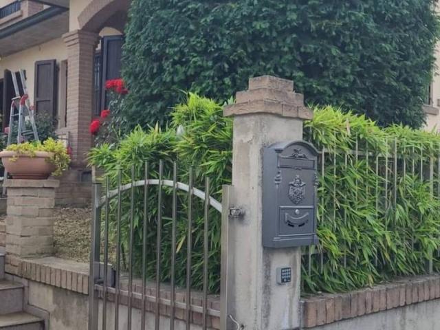 Villa Indipendente in vendita a Tresinaro - Secchia, Re