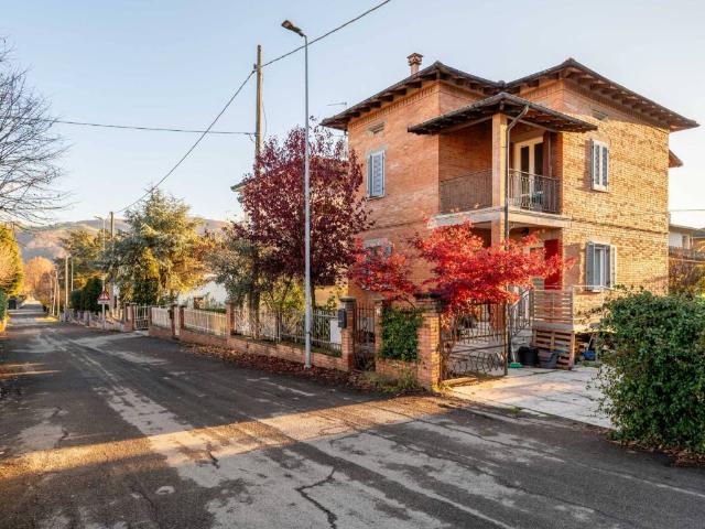 Villa Indipendente in vendita a Tresinaro - Secchia, Re