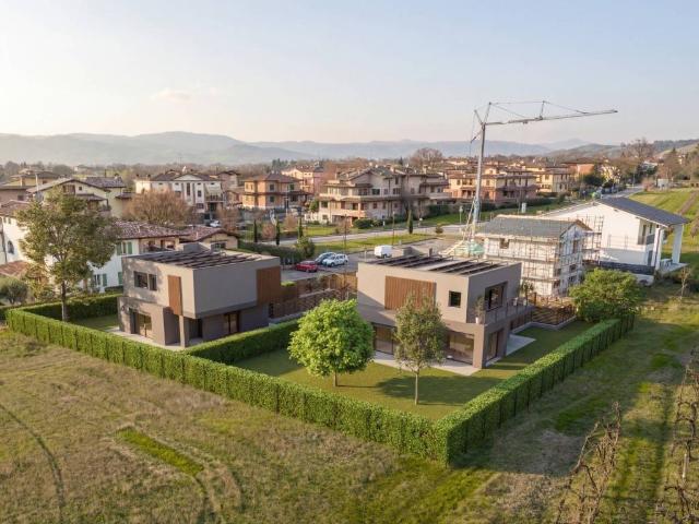 Villa Indipendente in vendita a Tresinaro - Secchia, Re