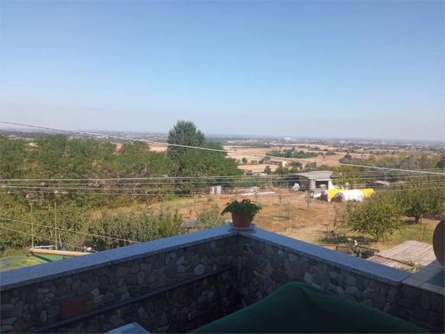 Villa Indipendente in vendita a Castell'arquato, Reggio Emilia